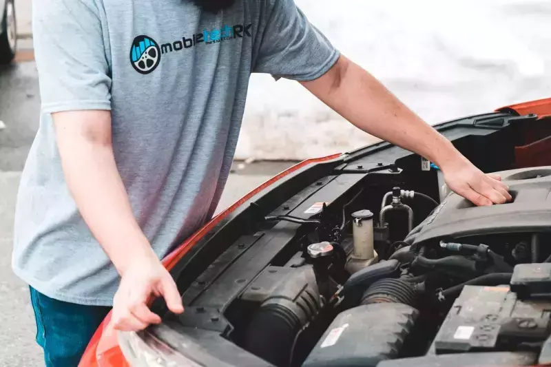 Stuck on the Side of the Road? Why a Mobile Mechanic Near Me Was My Lifesaver